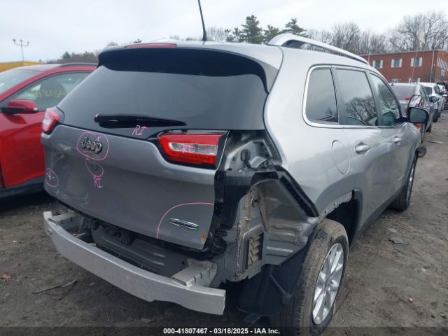 1C4PJMCS5HW570195 Jeep Cherokee Latitude 4x4