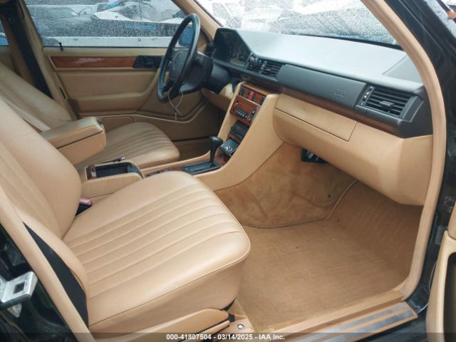 1993 MERCEDES-BENZ 300 WDBEB28E3PB996564 Photo 4