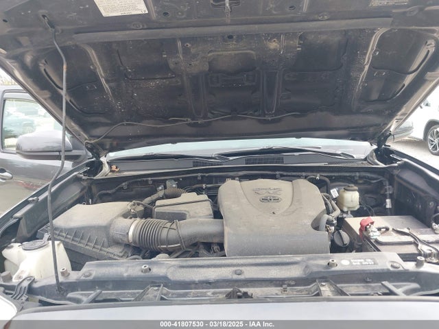 3TMDZ5BN3JM039435 Toyota Tacoma Sr5 V6
