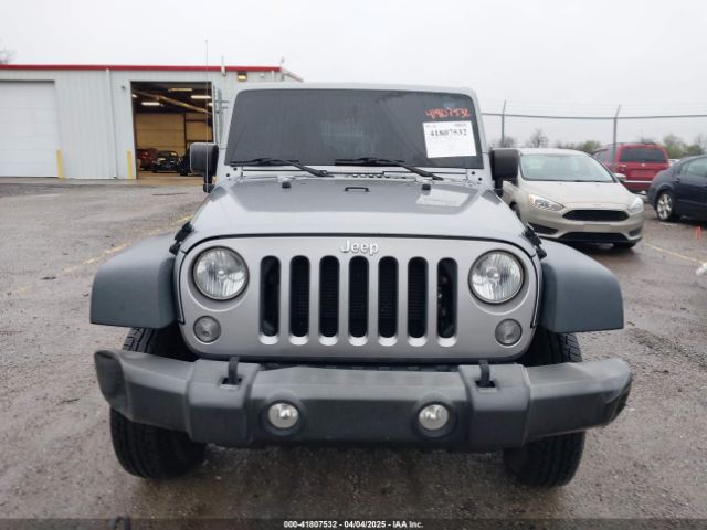 1C4BJWDG7GL268181 Jeep Wrangler Unlimited Sport