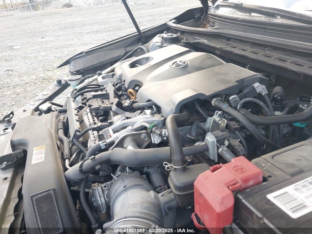 4T1B11HK3JU559369 Toyota CAMRY SE