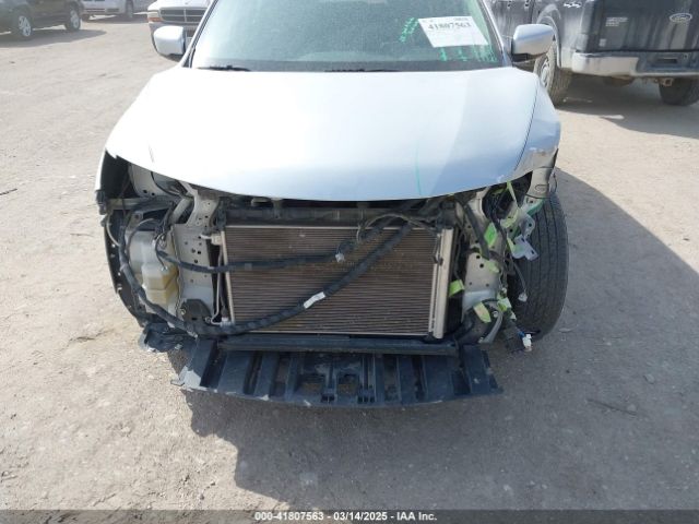 KNMAT2MV4KP529572 Nissan ROGUE S
