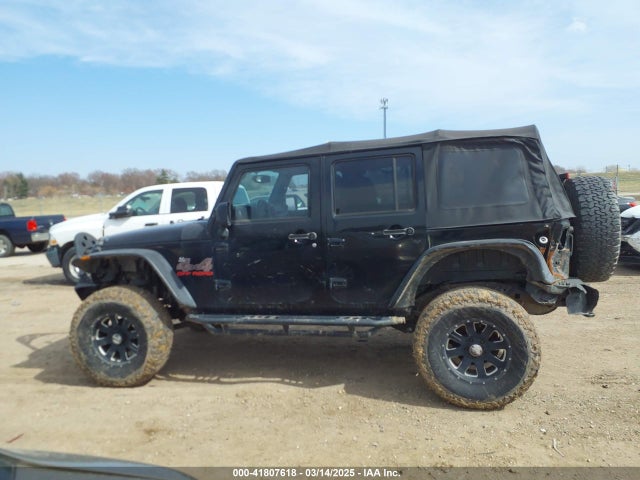 1C4BJWDG6FL608967 Jeep Wrangler Unlimited Sport