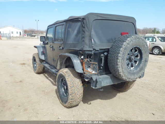 1C4BJWDG6FL608967 Jeep Wrangler Unlimited Sport