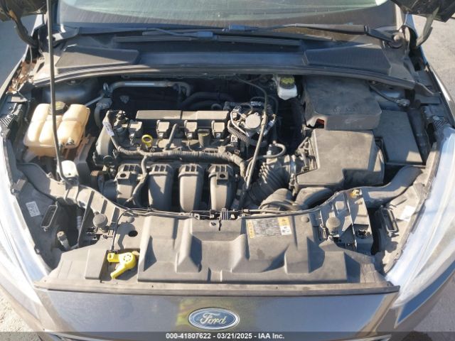 1FADP3F2XJL302358 Ford FOCUS SE