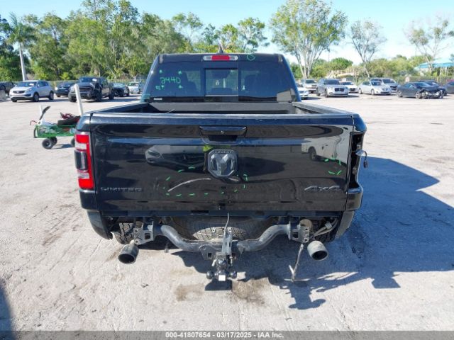 1C6SRFHMXMN644565 RAM 1500 Limited  4x4 5'7 Box