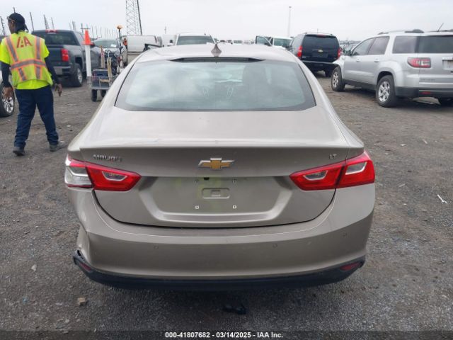 1G1ZD5ST6SF136352 Chevrolet Malibu Fwd 1lt