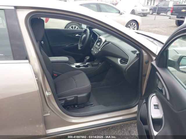 1G1ZD5ST6SF136352 Chevrolet Malibu Fwd 1lt