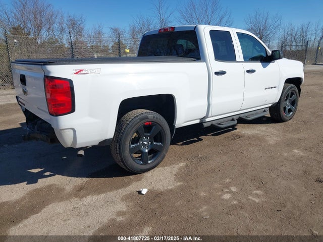 1GCVKREC9HZ371544 Chevrolet Silverado 1500 2lt