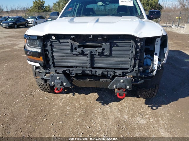 1GCVKREC9HZ371544 Chevrolet Silverado 1500 2lt