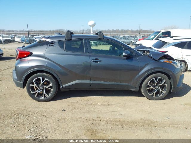 JTNKHMBX4K1025527 Toyota C-HR XLE