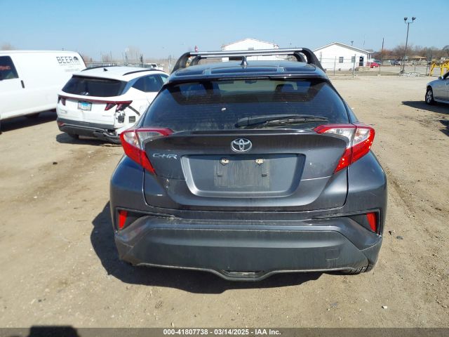 JTNKHMBX4K1025527 Toyota C-HR XLE