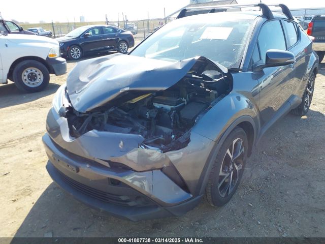 JTNKHMBX4K1025527 Toyota C-HR XLE