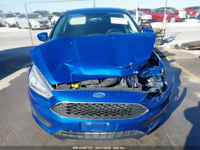 1FADP3K21JL286895 Ford FOCUS SE
