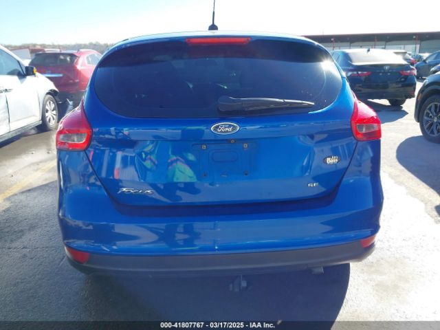 1FADP3K21JL286895 Ford FOCUS SE