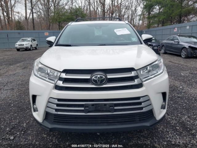 5TDJZRFH3KS605142 Toyota Highlander Xle