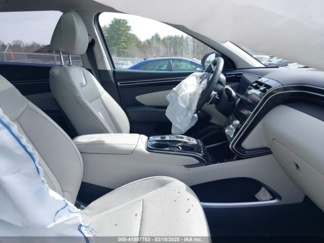 5NMJECAEXNH106979 Hyundai Tucson Limited