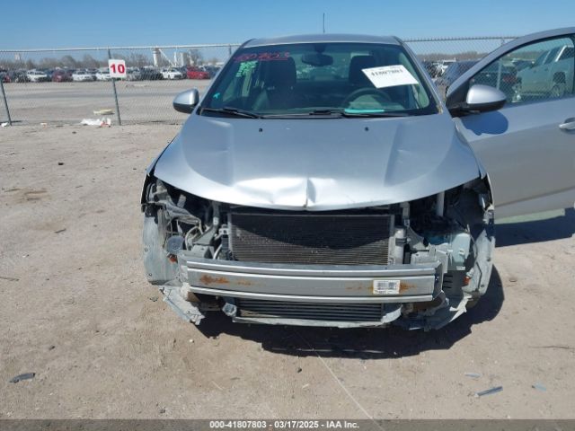 1G1JF5SB4J4136231 Chevrolet Sonic Premier Auto
