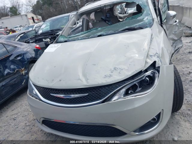 2C4RC1GG9HR560544 Chrysler Pacifica Limited