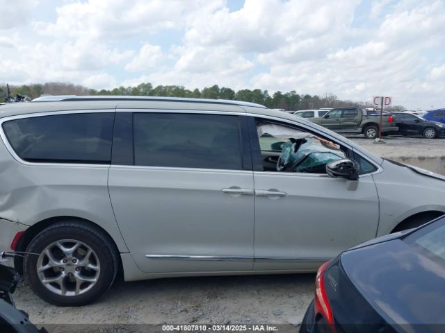 2C4RC1GG9HR560544 Chrysler Pacifica Limited