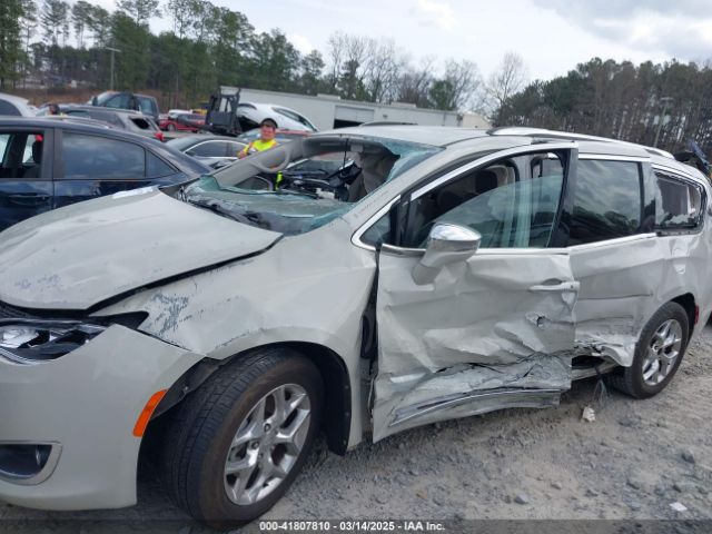2C4RC1GG9HR560544 Chrysler Pacifica Limited