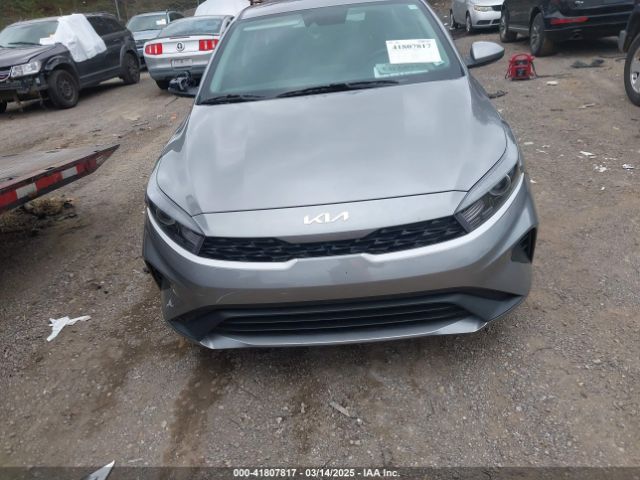 3KPF24AD7RE726696 KIA Forte Lxs