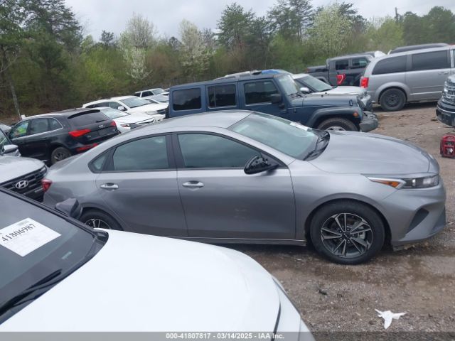 3KPF24AD7RE726696 KIA Forte Lxs