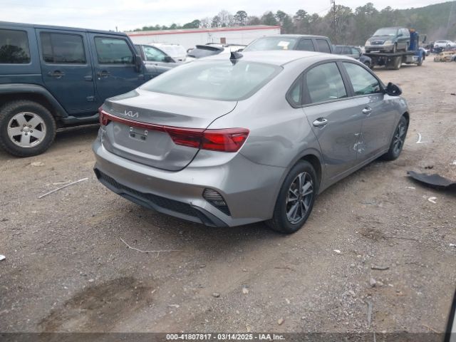 3KPF24AD7RE726696 KIA Forte Lxs