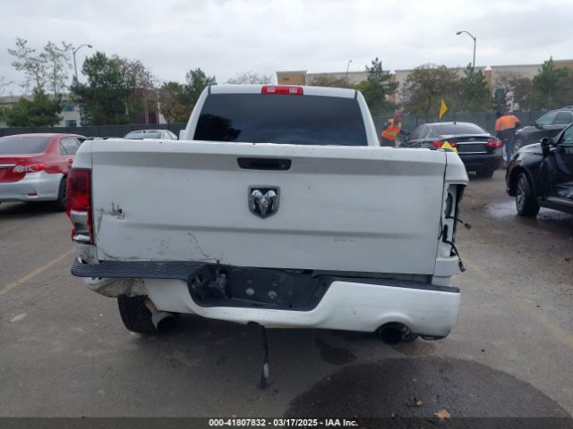 3C6JR6AT5HG721676 RAM 1500