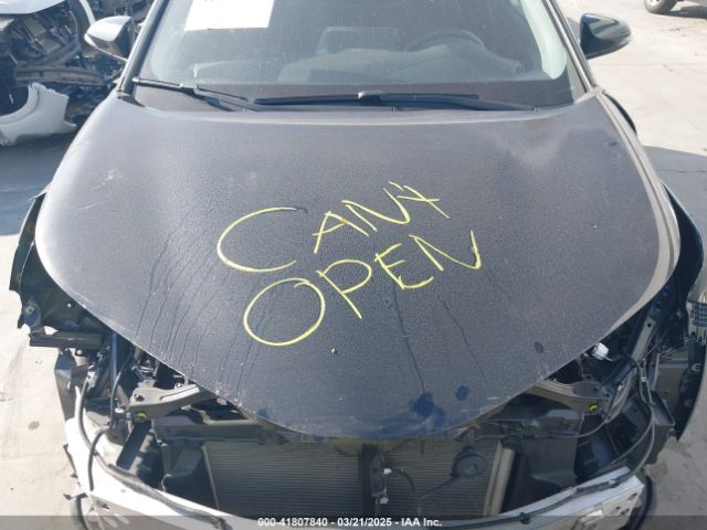 JTNKHMBX6L1084659 Toyota C-HR LE