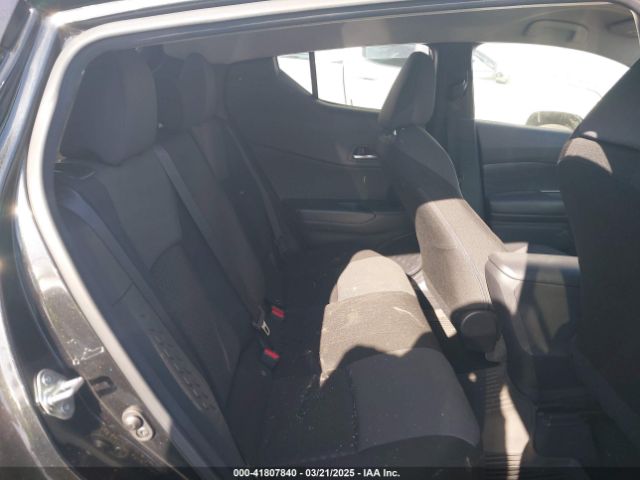 JTNKHMBX6L1084659 Toyota C-HR LE