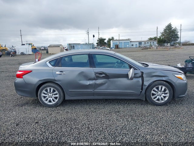 1N4AL3AP0HN313305 Nissan Altima 2.5 S