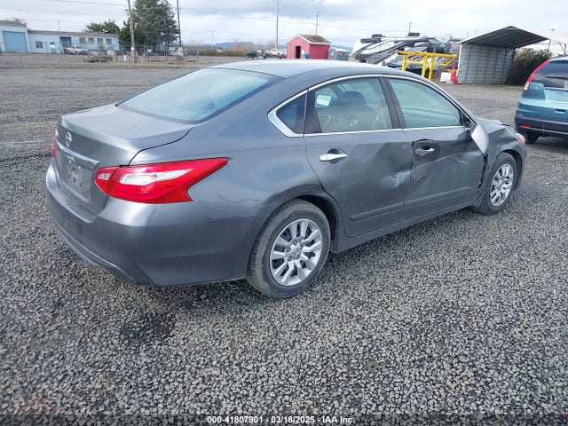 1N4AL3AP0HN313305 Nissan Altima 2.5 S