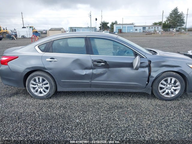 1N4AL3AP0HN313305 Nissan Altima 2.5 S