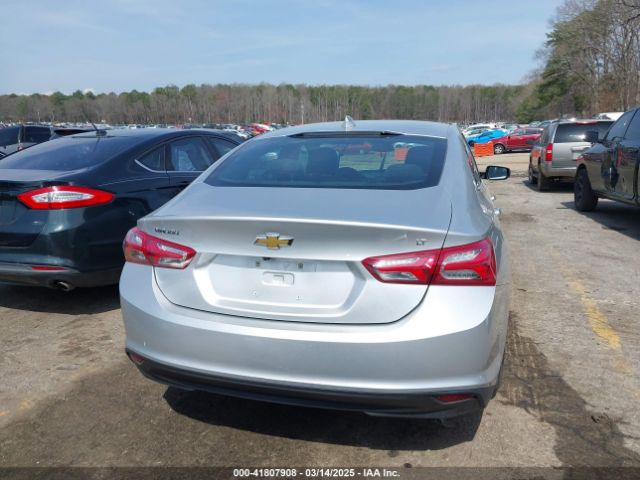 1G1ZD5STXNF122152 Chevrolet Malibu Fwd Lt