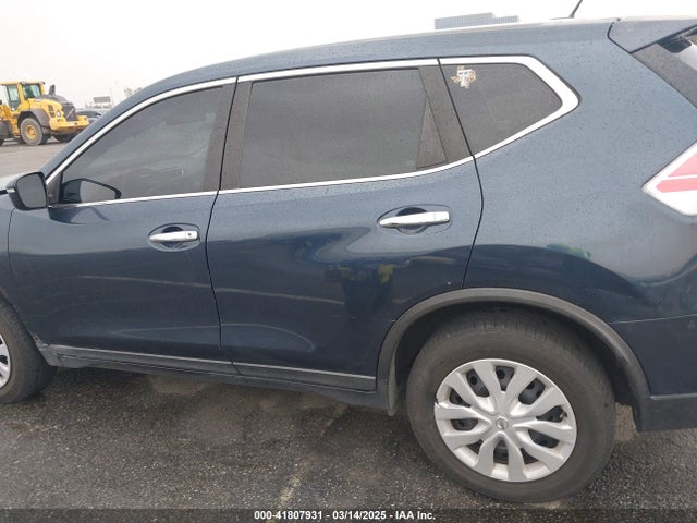Nissan ROGUE S 2015 KNMAT2MT6FP554560 Image 15