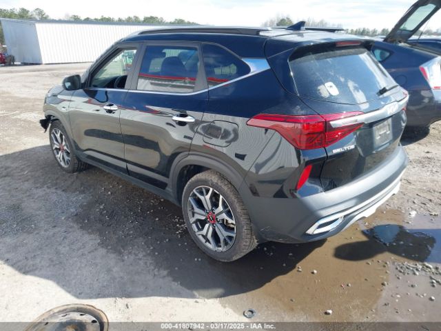 2022 KIA SELTOS KNDETCA23N7301181 Photo 2