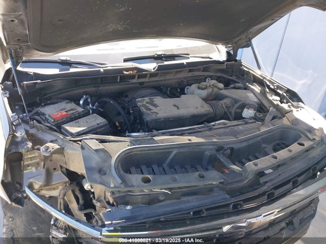 1GNSKPKD8MR303418 Chevrolet Tahoe 4wd Z71