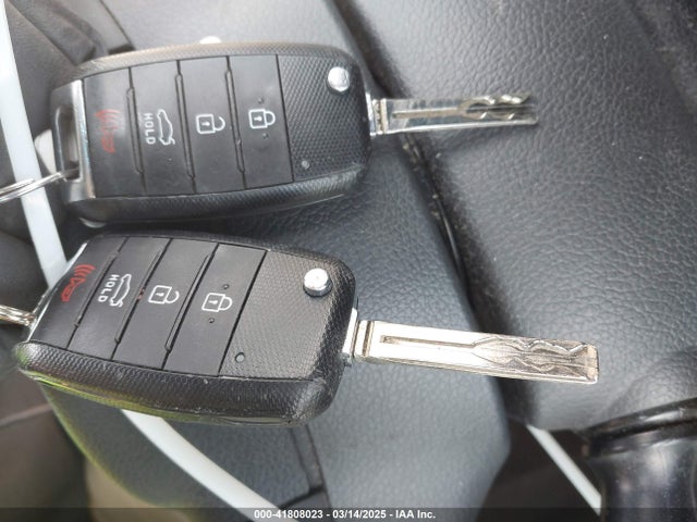 5XXGM4A74EG301026 KIA Optima Lx
