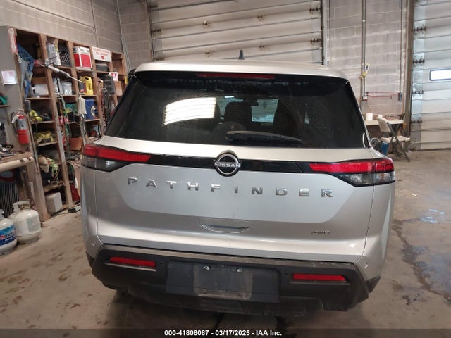5N1DR3AC3PC219508 Nissan Pathfinder S 4wd