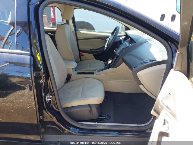 Ford FOCUS SE 2016 1FADP3F26GL356992 Image 5
