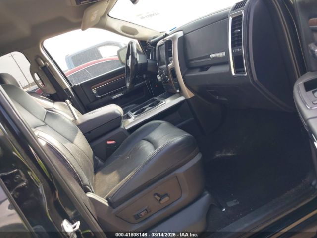 1C6RR6NM2FS729536 RAM 1500 Laramie