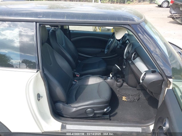 2013 MINI HARDTOP WMWSU3C56DT680199 Photo 4