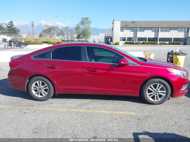 5NPE24AF9FH136584 Hyundai SONATA SE
