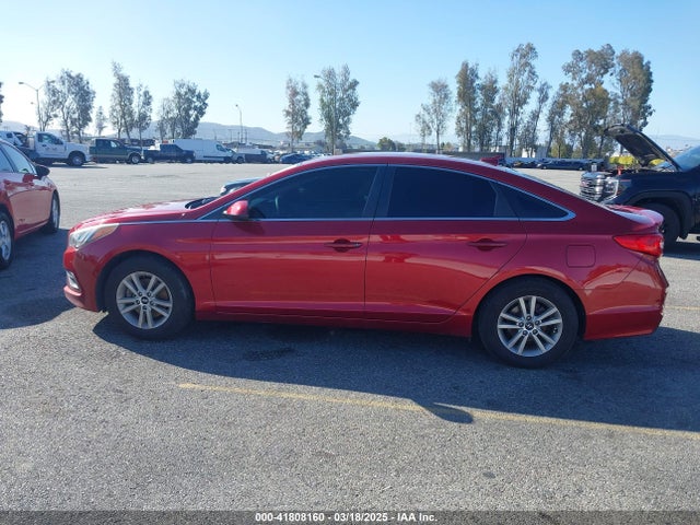 5NPE24AF9FH136584 Hyundai SONATA SE