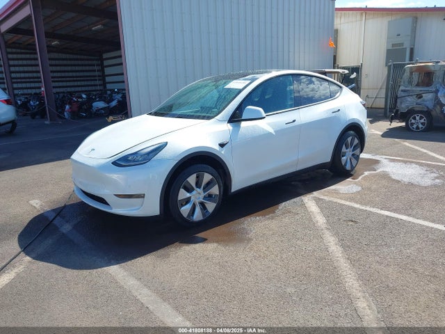 2021 TESLA MODEL Y 5YJYGDEE8MF293745 Photo 1