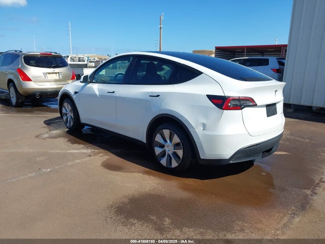 2021 TESLA MODEL Y 5YJYGDEE8MF293745 Photo 2