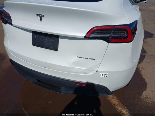 2021 TESLA MODEL Y 5YJYGDEE8MF293745 Photo 5