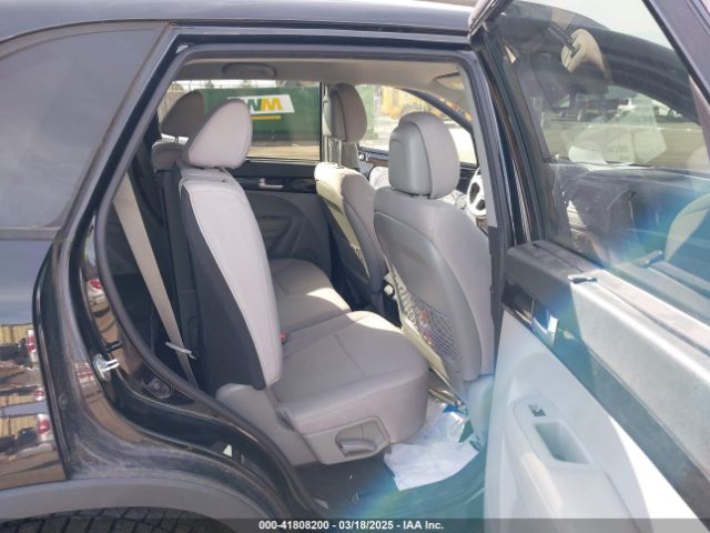 5XYKT4A6XFG580211 KIA SORENTO LX