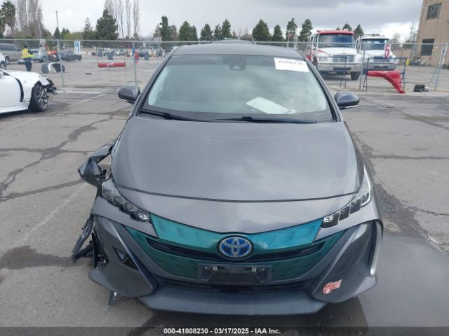 JTDKARFP8H3002569 Toyota Prius Prime Plus